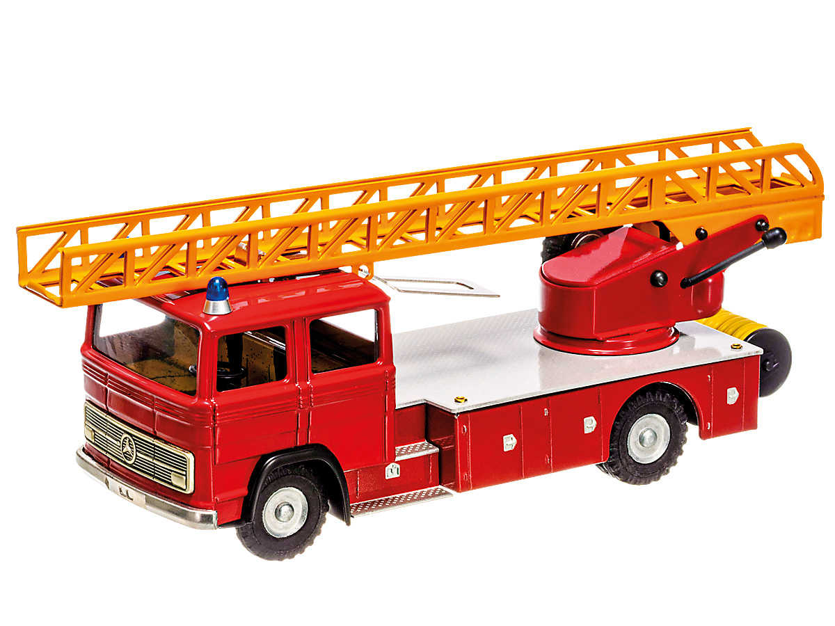 62201 Mercedes hasič