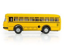 Žlutý autobus s pohonem
