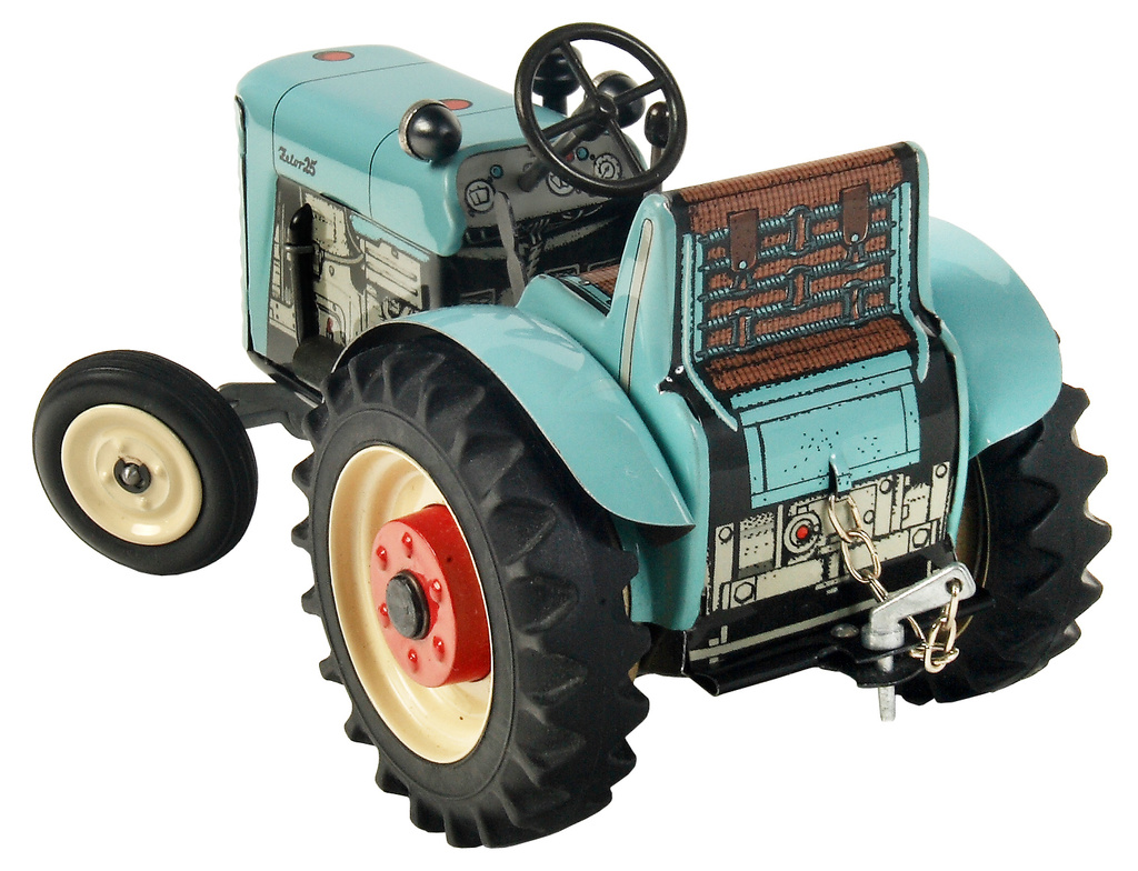 ZETOR 25 Tractor